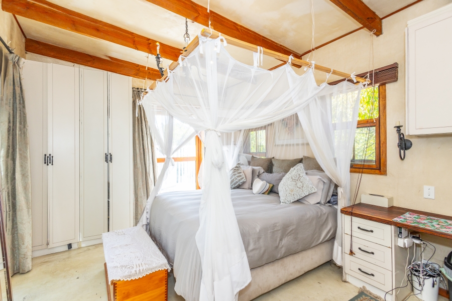 5 Bedroom Property for Sale in Langerug Western Cape